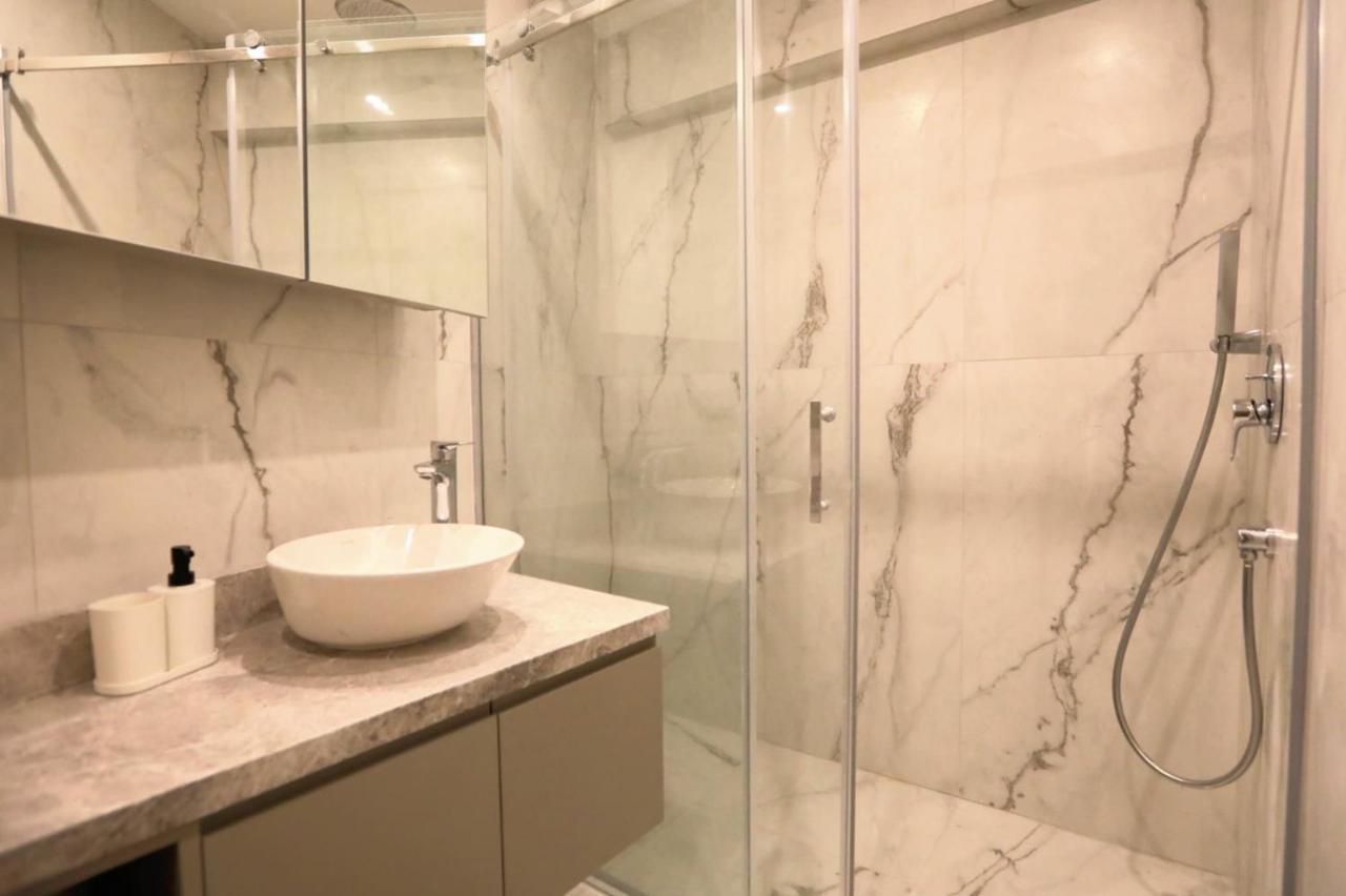 Excellent Flat W 360 Bosphorus View In Cihangir Istambul Exterior foto
